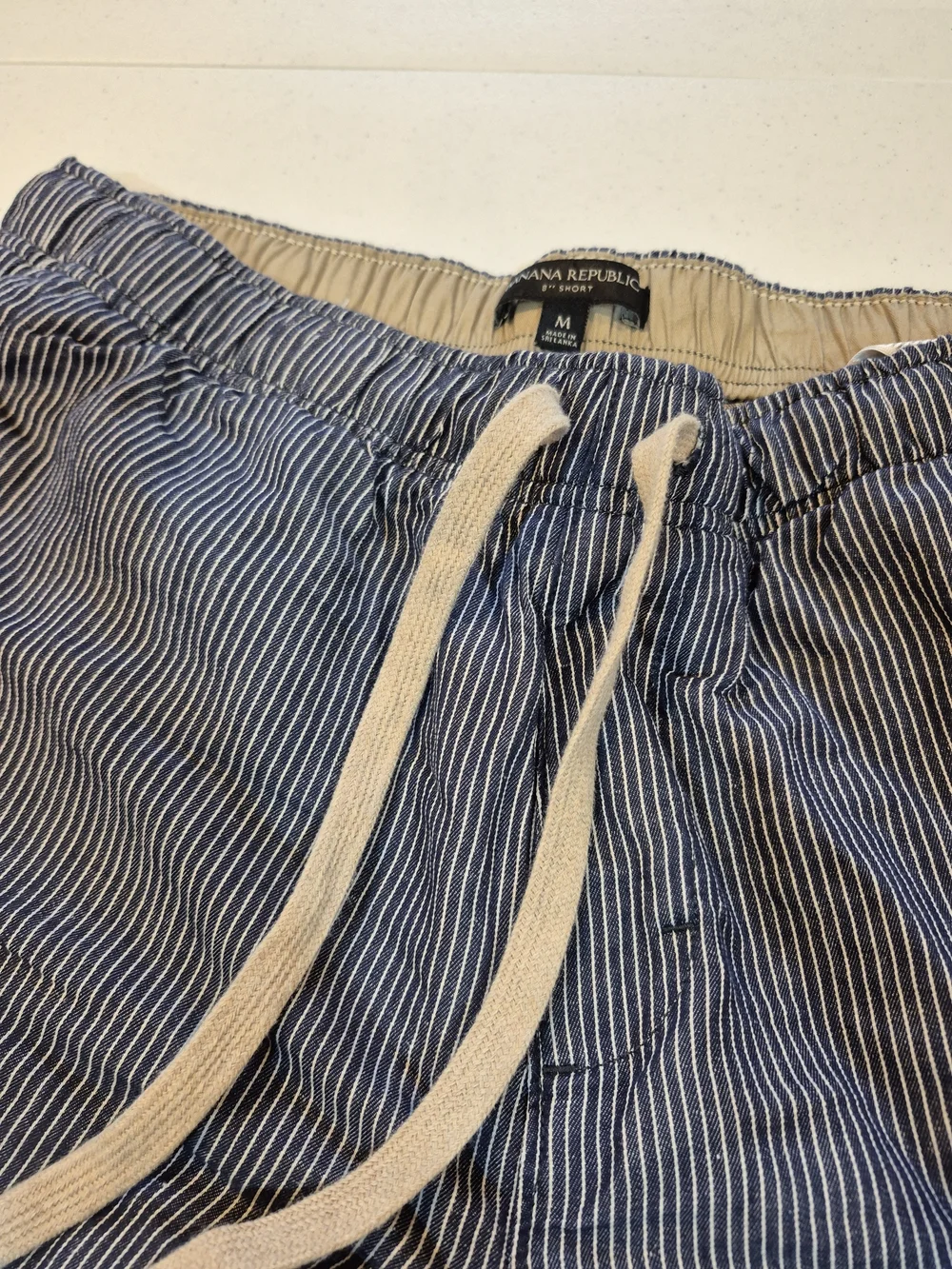 Banana Republic Navy and White Pinstripe Flat Front Shorts 4822